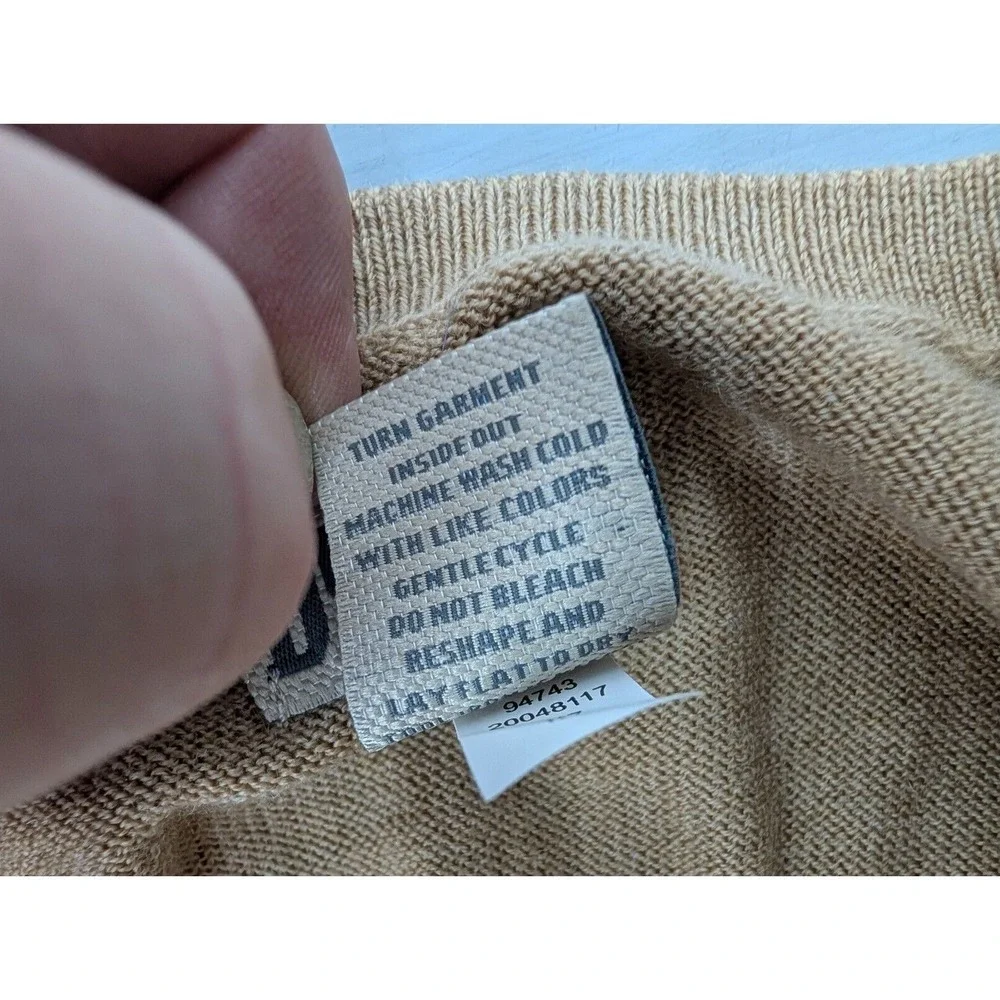 Duluth Trading Co Sweater Womens Sz Small Merino Wool V-Neck Pullover Preppy Tan